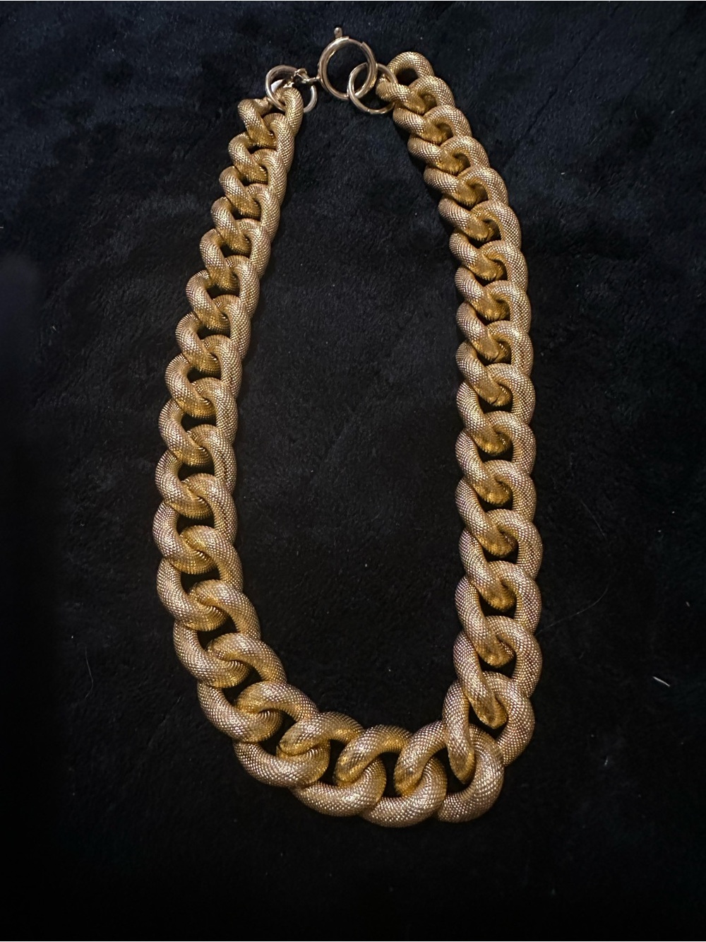 JOAN RIVERS Textured Gold Chunky Link Necklace for Women